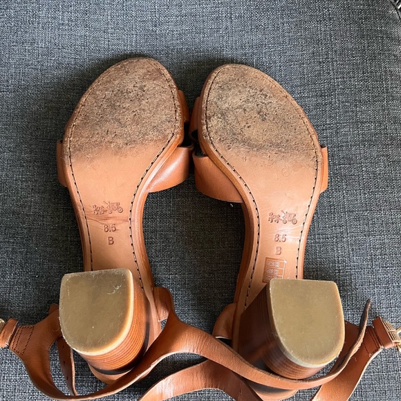 Coach leather block heel sandals - Picture 2 of 3